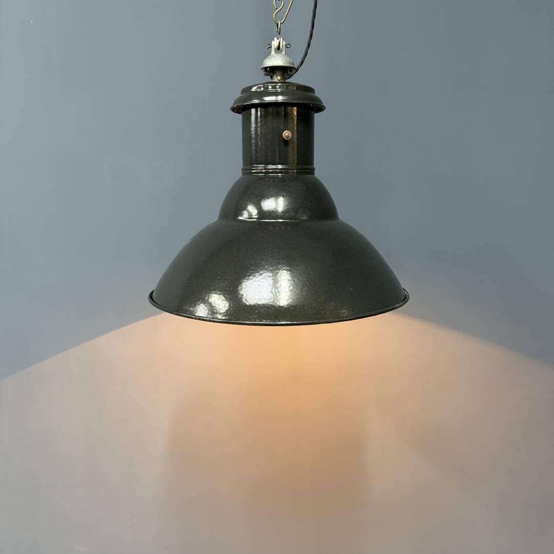 French Medium Black Enamel Pendant Lamp photo Lighting