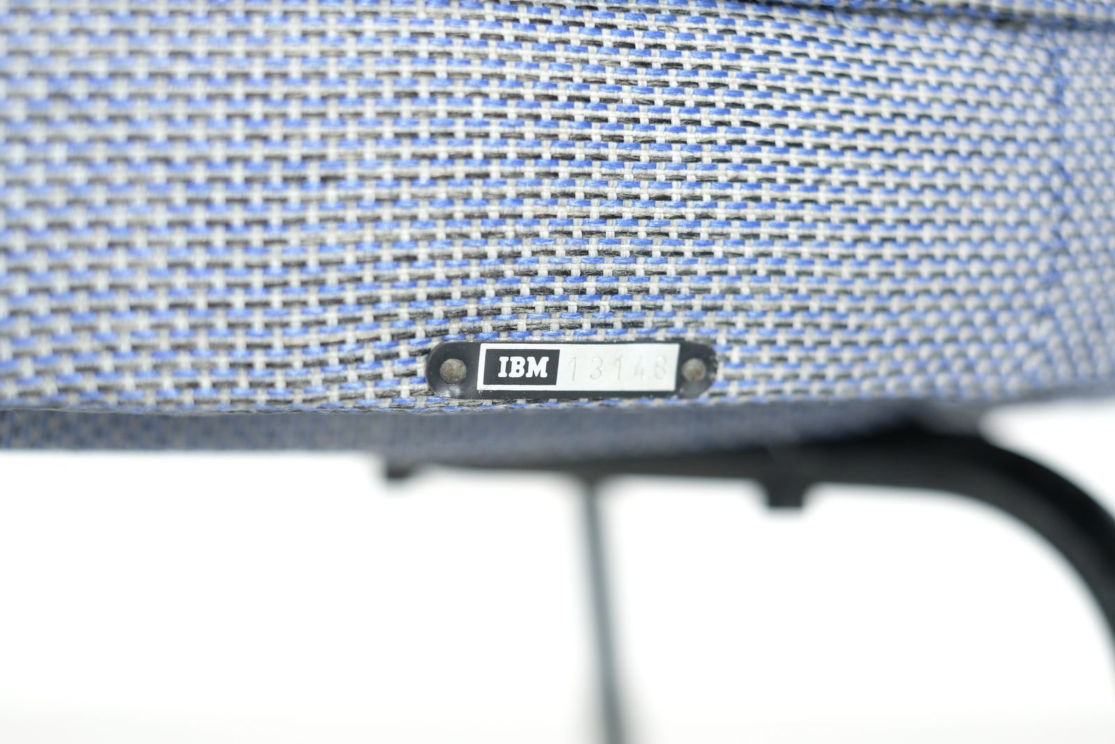 photo for sale Armchair "Conference" By Eero Saarinen Produced By Knoll For Ibm, USA 1957.