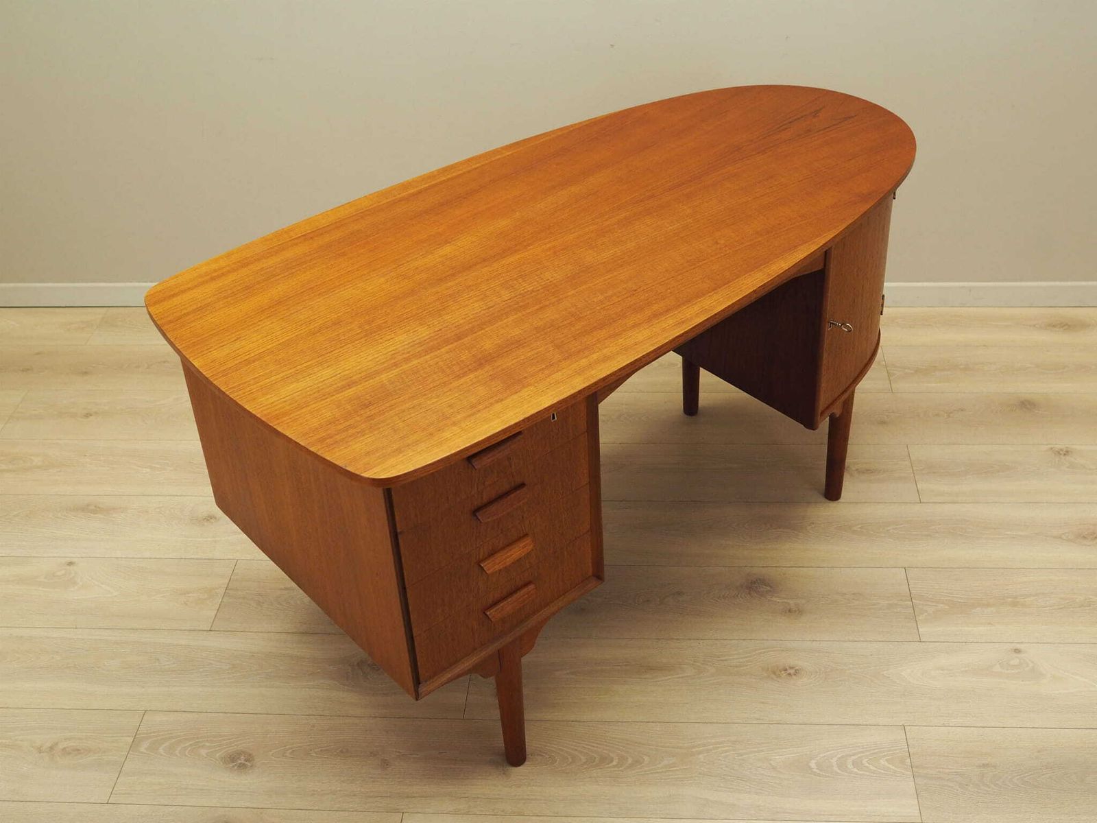 Teak Desk, Danish Design, 1970s, Designer: H.P. Hansen, Manufacturer: Randers Møbelfabrik photo buy