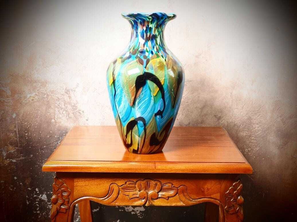 Murano Glass Vase – Elegant Gift For Art Lovers And Special Occasions