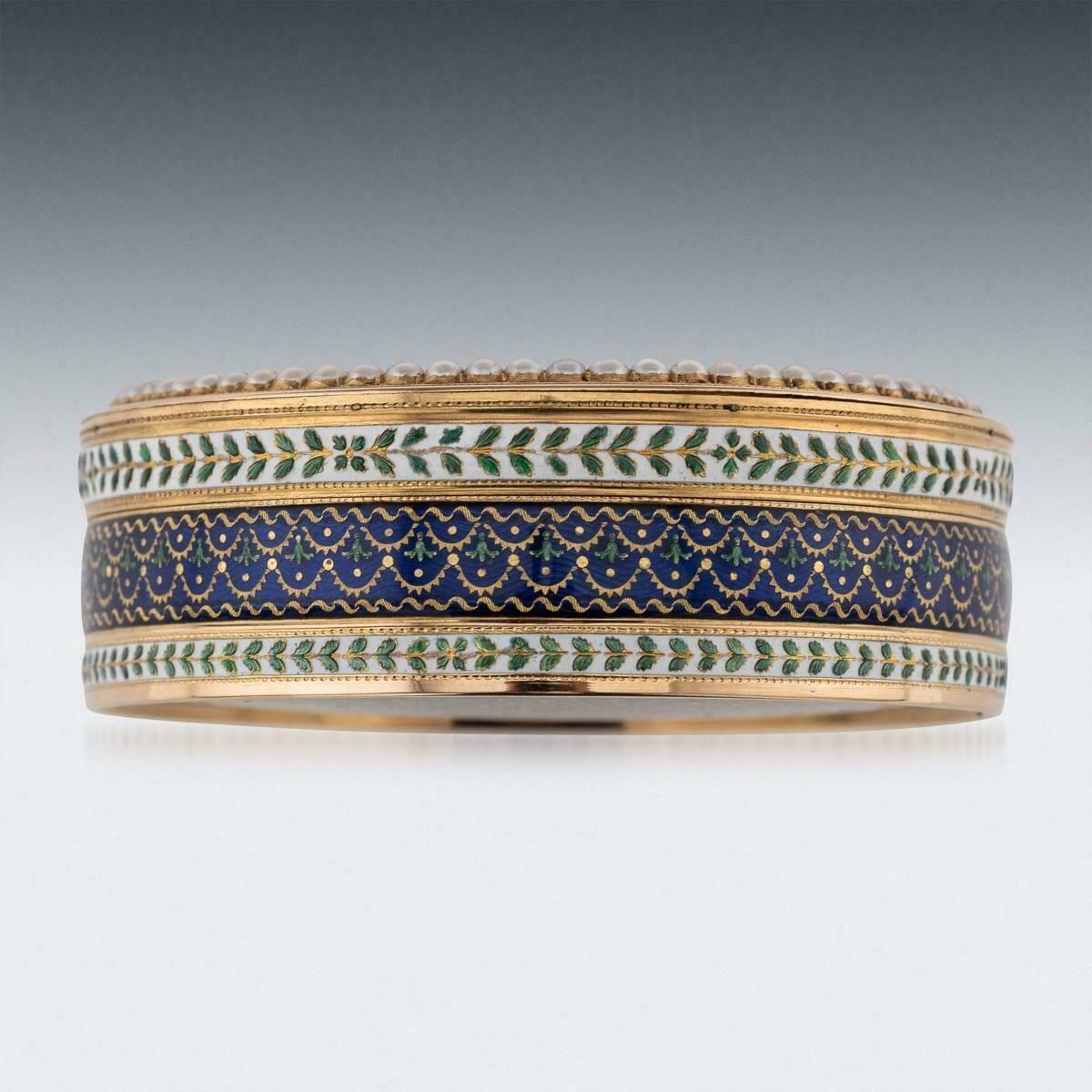 18th Century French 18k Gold & Enamel Snuff Box, Joseph Etienne Blerzy C.1780 photo vinterior