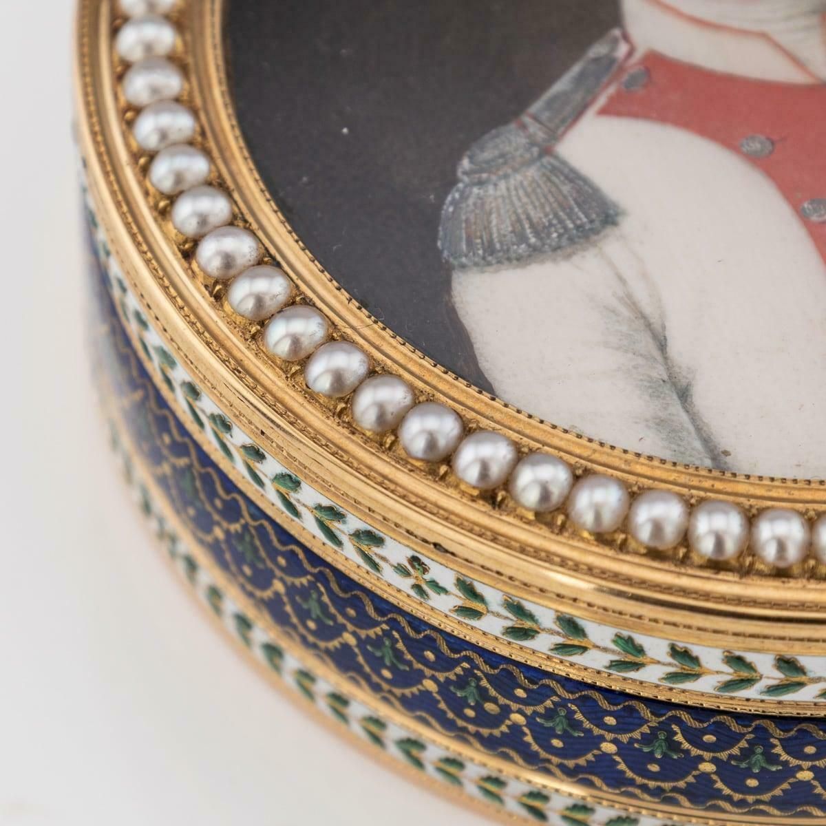 photo for sale 18th Century French 18k Gold & Enamel Snuff Box, Joseph Etienne Blerzy C.1780