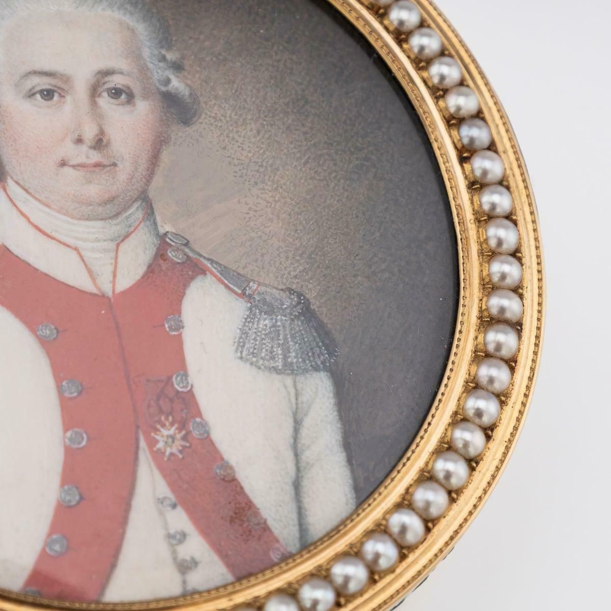 photo buy 18th Century French 18k Gold & Enamel Snuff Box, Joseph Etienne Blerzy C.1780