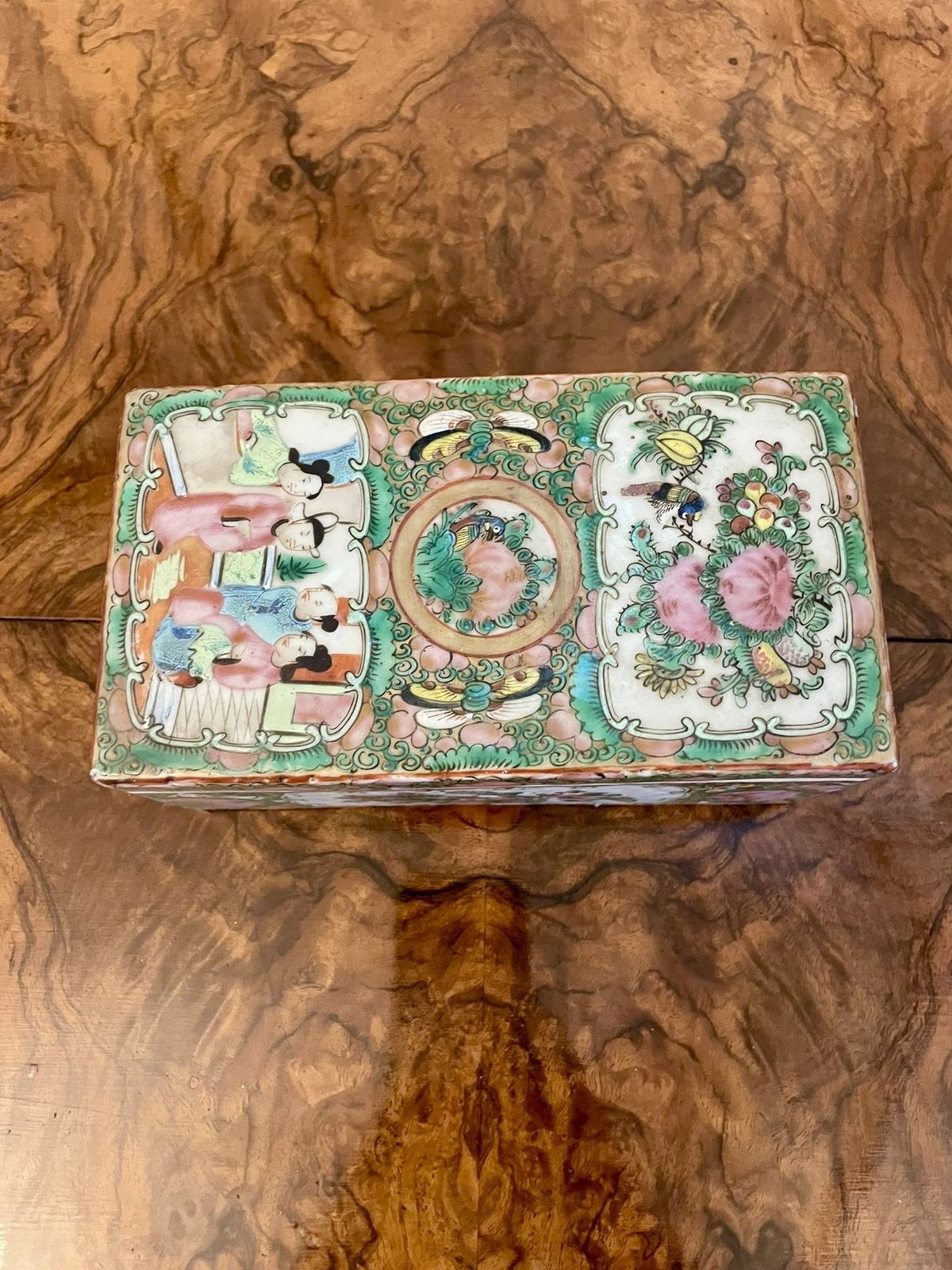 photo for sale Antique 19th Century Quality Chinese Famille Rose Canton Lidded Pen Box