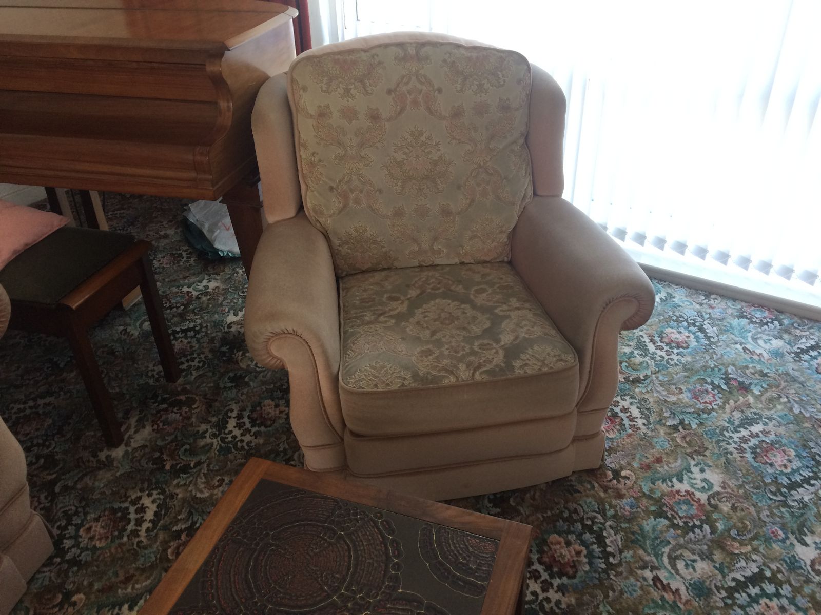 Quality 3 Piece Suite photo 300.0