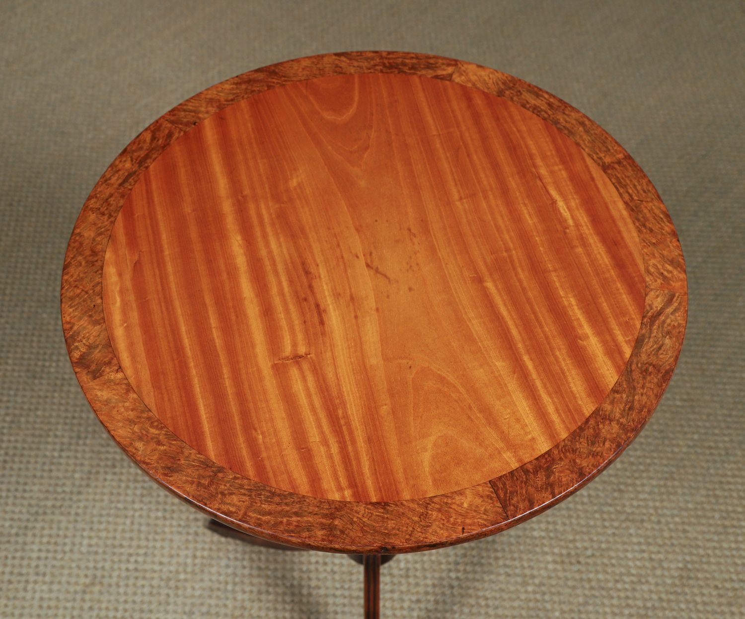 English Regency Satinwood Burr Oak & Yew Wood Wine Round Circular Wine / Centre / Occasional / Lamp Pedestal Table (Circa 1820) photo vintage