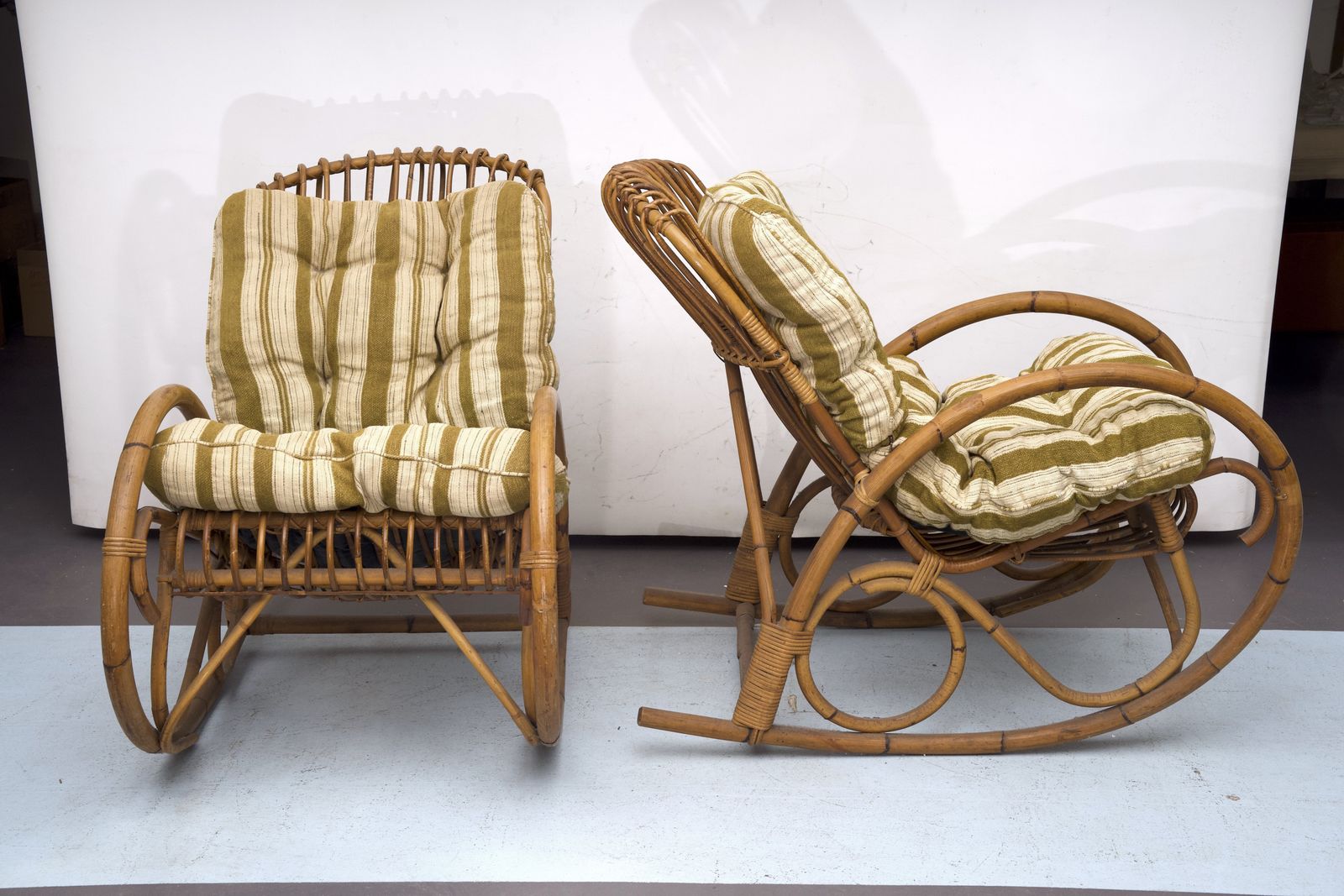 Franco Albini Style, Pair Of Rattan And Bamboo Rocking Chairs. Italy 1950s photo vintage