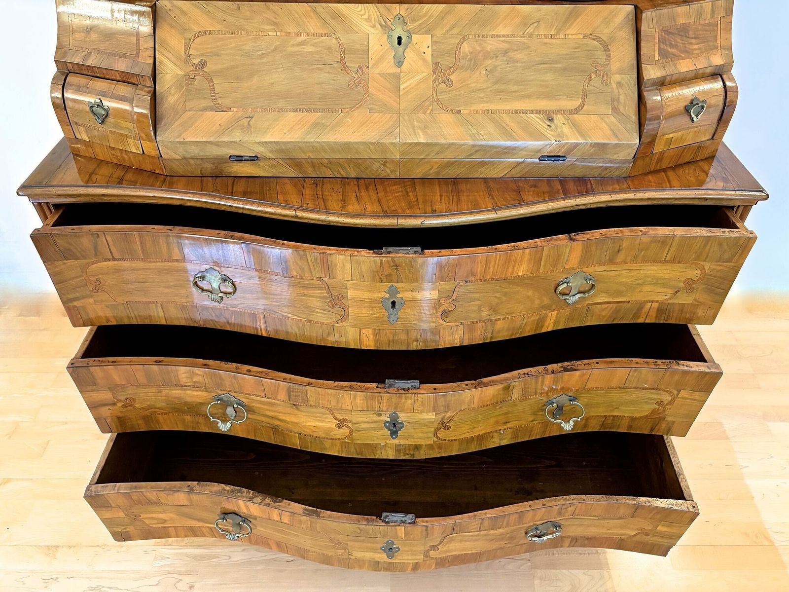 photo vinterior 18th Century Austrian Baroque Secretaire/ Bureau Cabinet, Nutwood, At Ca. 1770