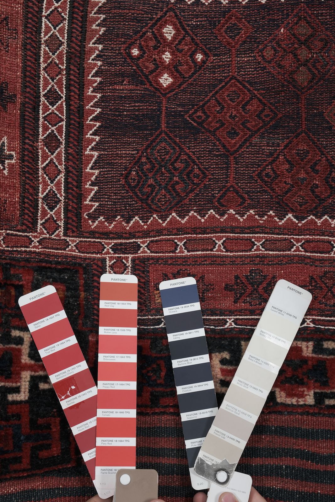 Textiles Tribal Abstract Anatolian Rug 3'1'' X 7'7'' photo