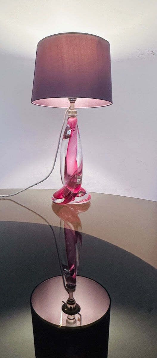 1950s Belgium Val Saint Lambert Pink & Clear Twisted Crystal Glass Table Lamp Base photo vinterior