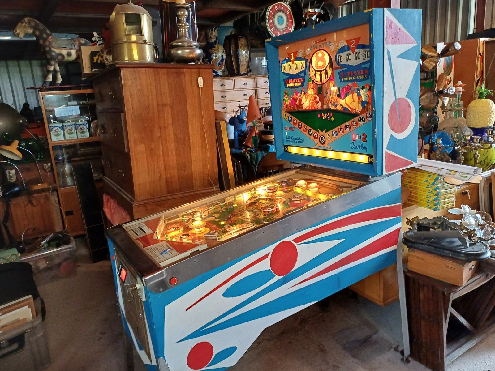 Williams 8 Ball Pinball Machine 1966
