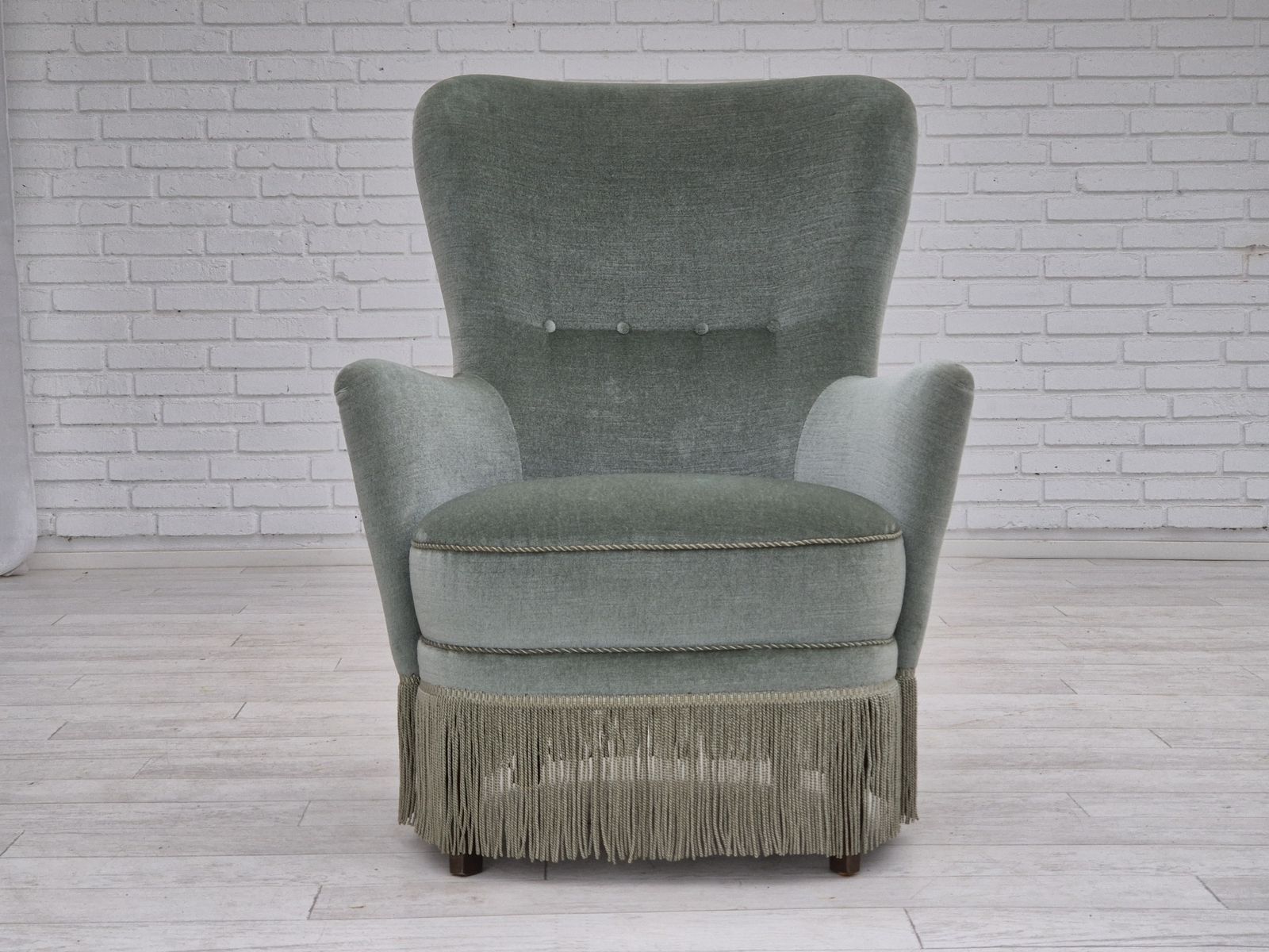 Jaren 1970, Deense Fauteuil, Meubelvlour, Beukenhouten Poten. photo buy