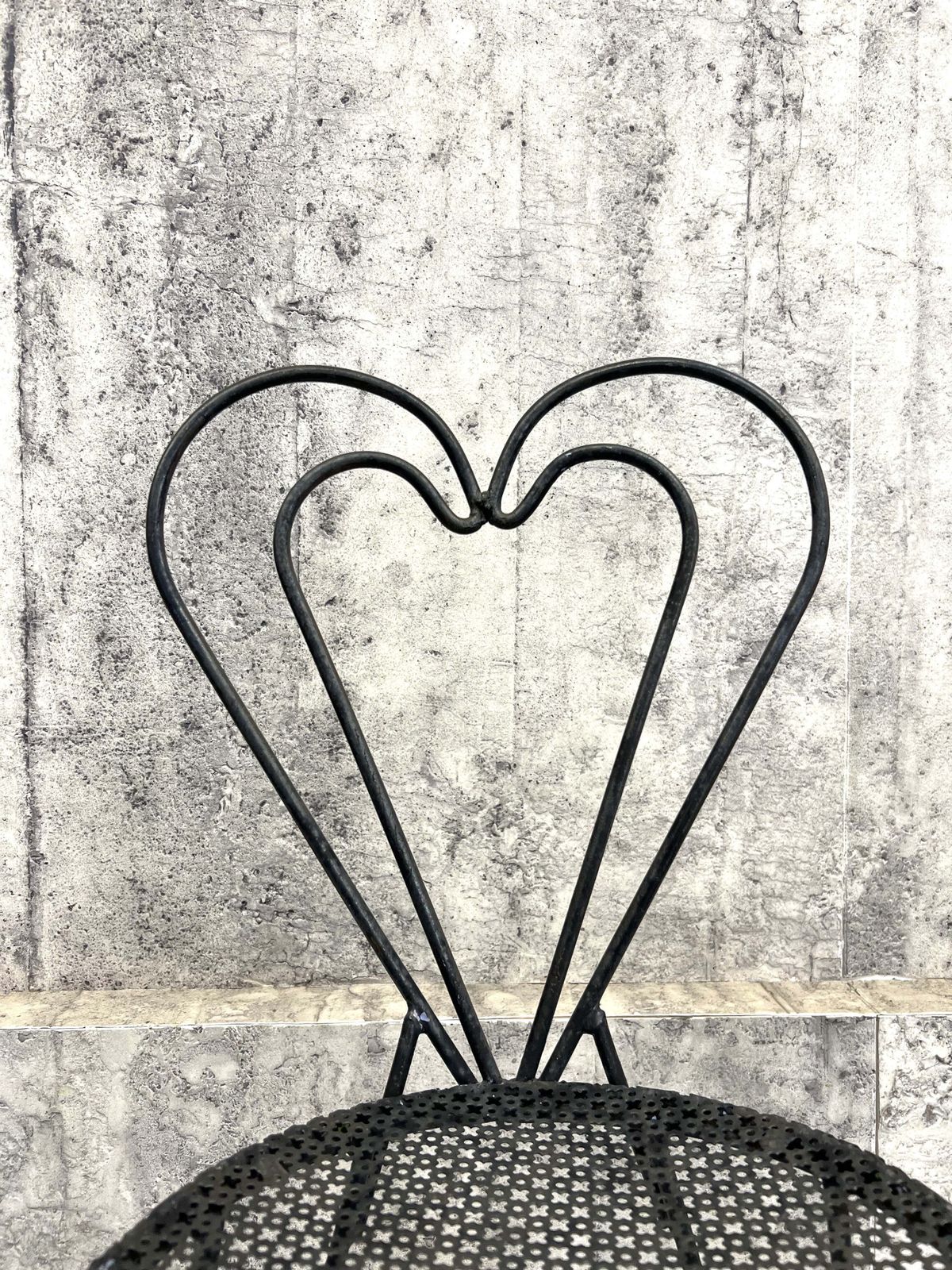 Set Of 4 Black Metal Garden Chairs And Circular Table photo vintage