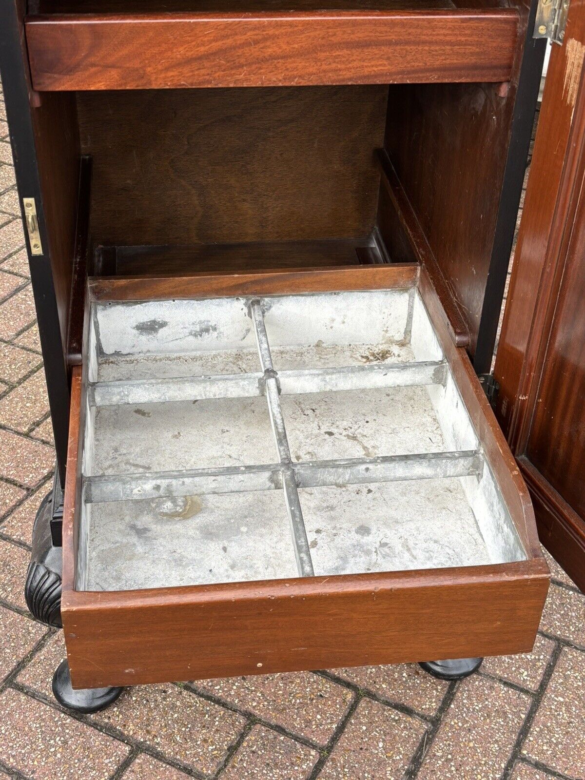 Titanic White Star Line Cellarette / Drinks Cabinet photo for sale