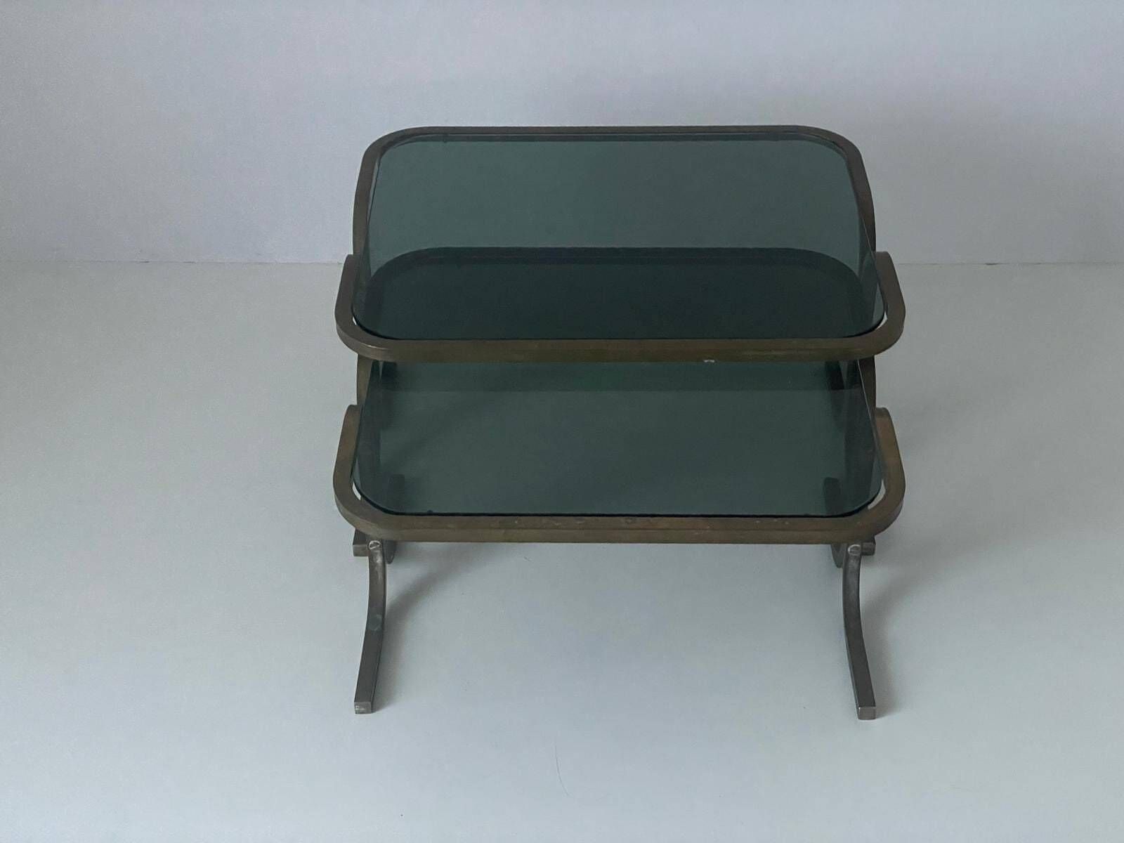 Mid Century Modern Green Glass Top And Brass Body Pair Of Side Tables, 1950s, Italy