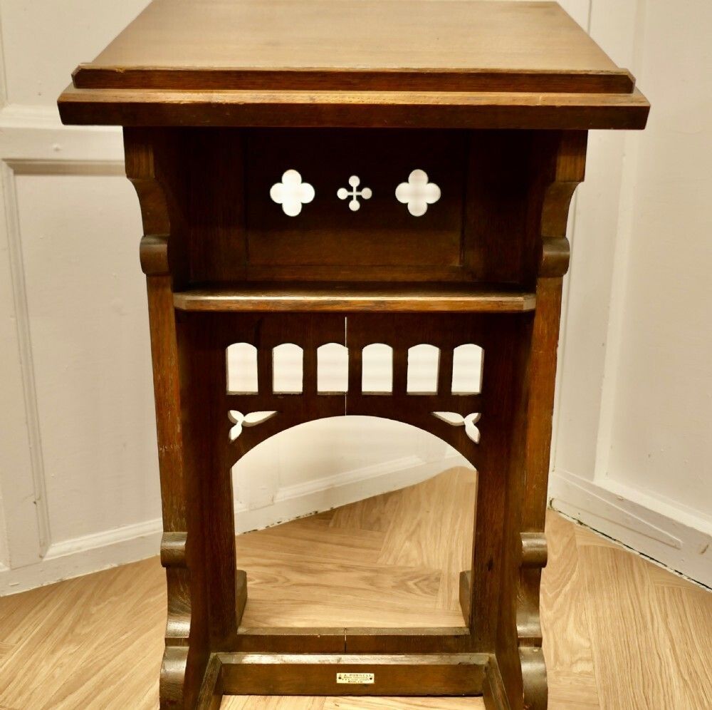 Oak Arts And Crafts Reception Desk Greeting Station photo 660.0
