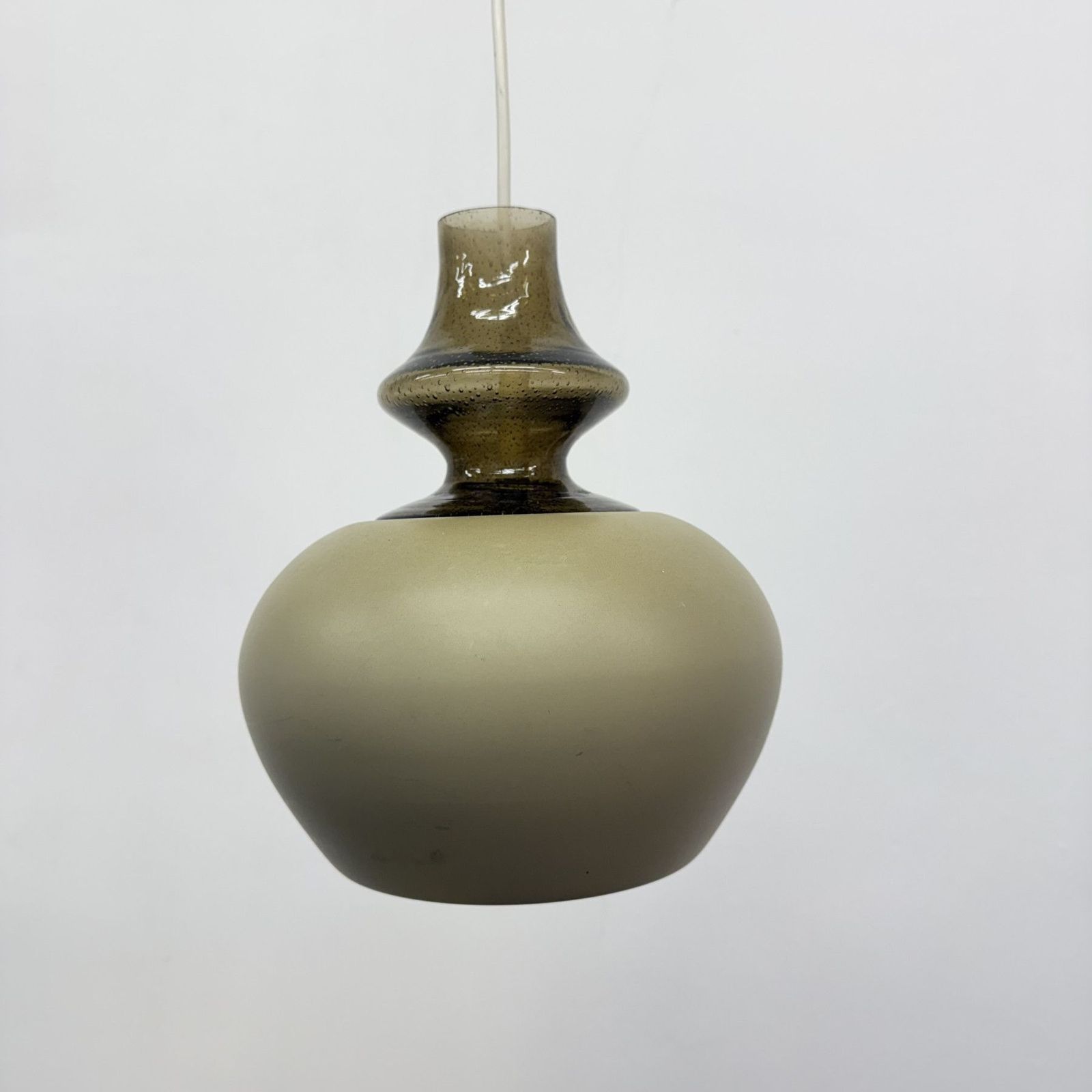 Raak Hanglamp Carthago, Jaren 1970 photo for sale