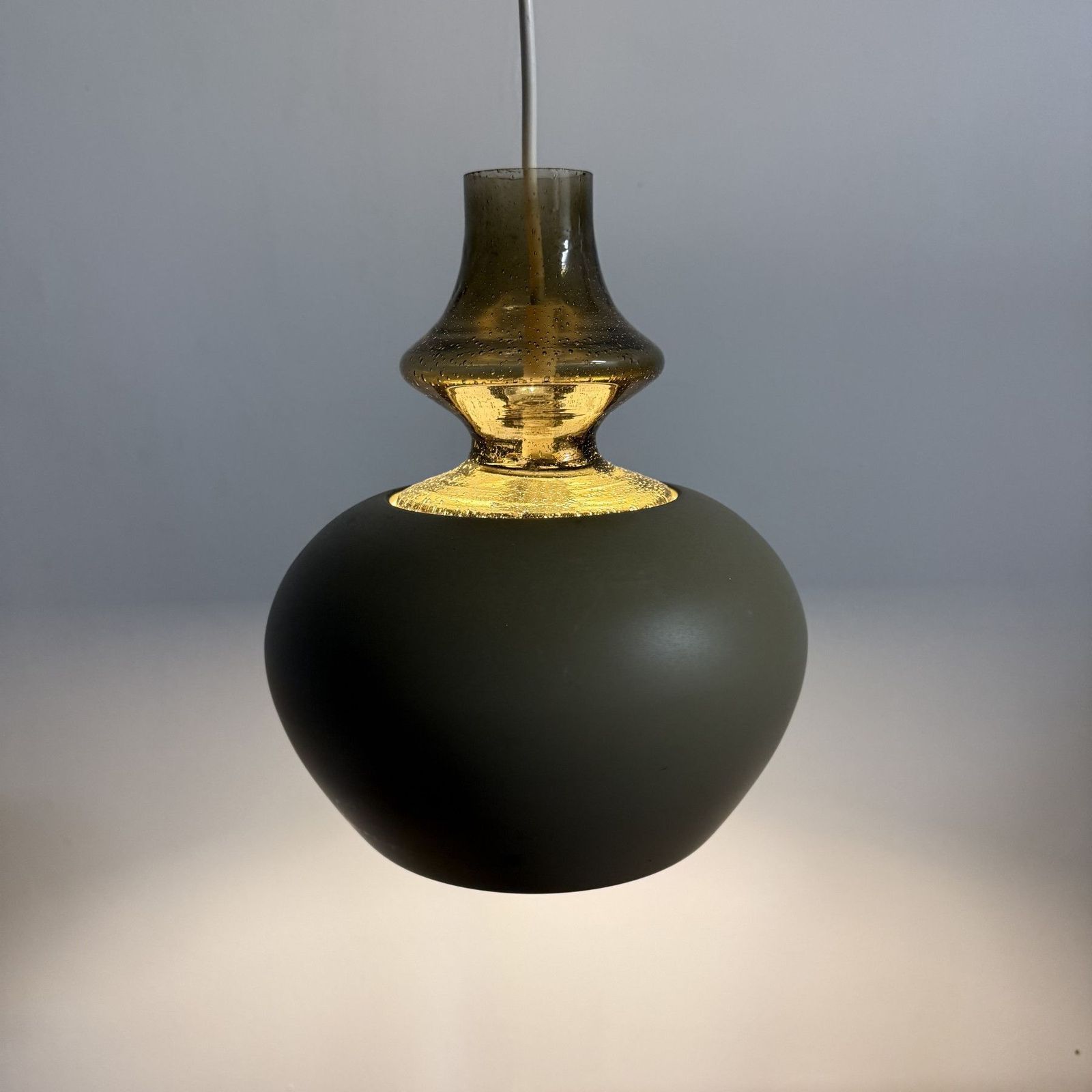 182.0 Raak Hanglamp Carthago, Jaren 1970 photo