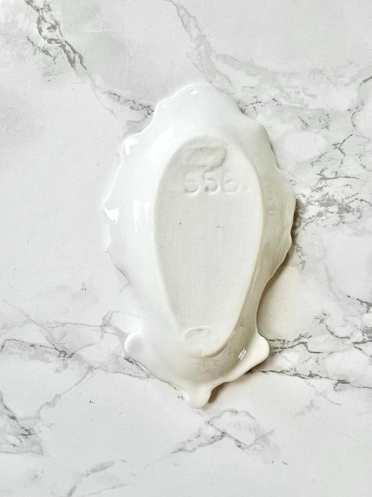 Rare Pair Of Antique White Porcelain Salt And Pepper In The Shape Of Shells photo 98.0