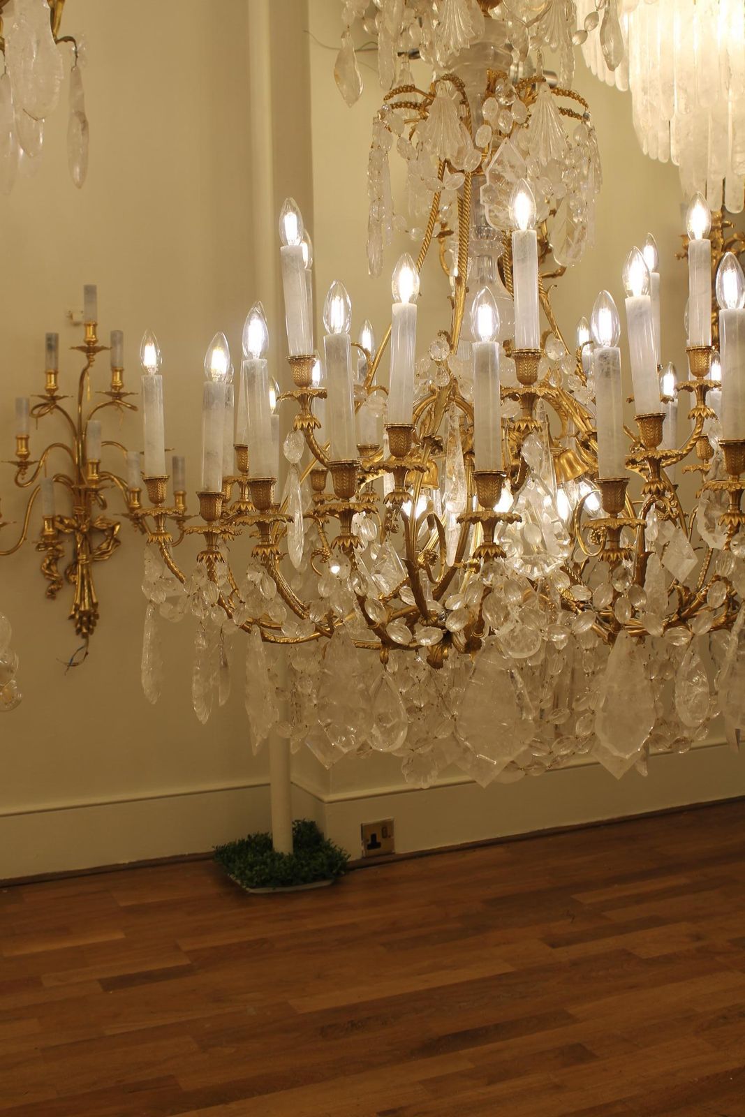 Large Beautiful Bronze And Rock Crystal French Baccarat Chandelier With 36 Lights photo buy