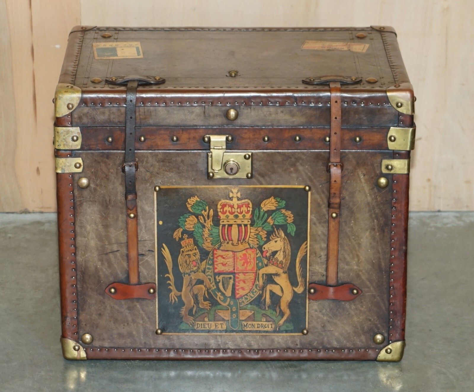 Pair Of Armorial Coat Of Arms Vintage Brown Leather Steamer Trunk Side Tables photo for sale