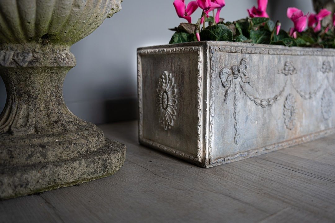 Antique Lead Rectangular Planter photo vinterior