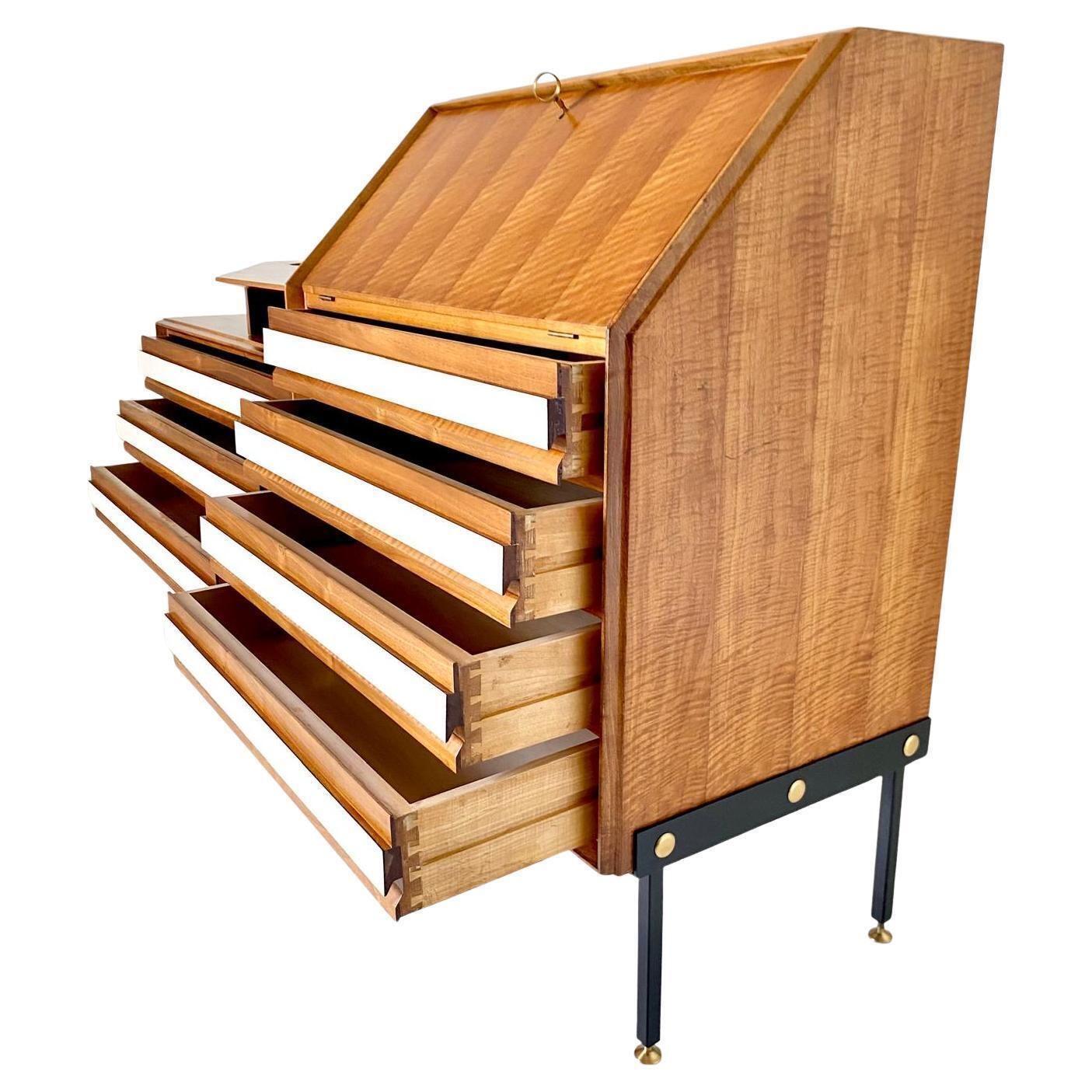 Midcentury Modern Sideboard With Drawers In The Style Of Gio Ponti, Consorzio Esposizione Mobili Cantu, Italy 1960 photo vintage