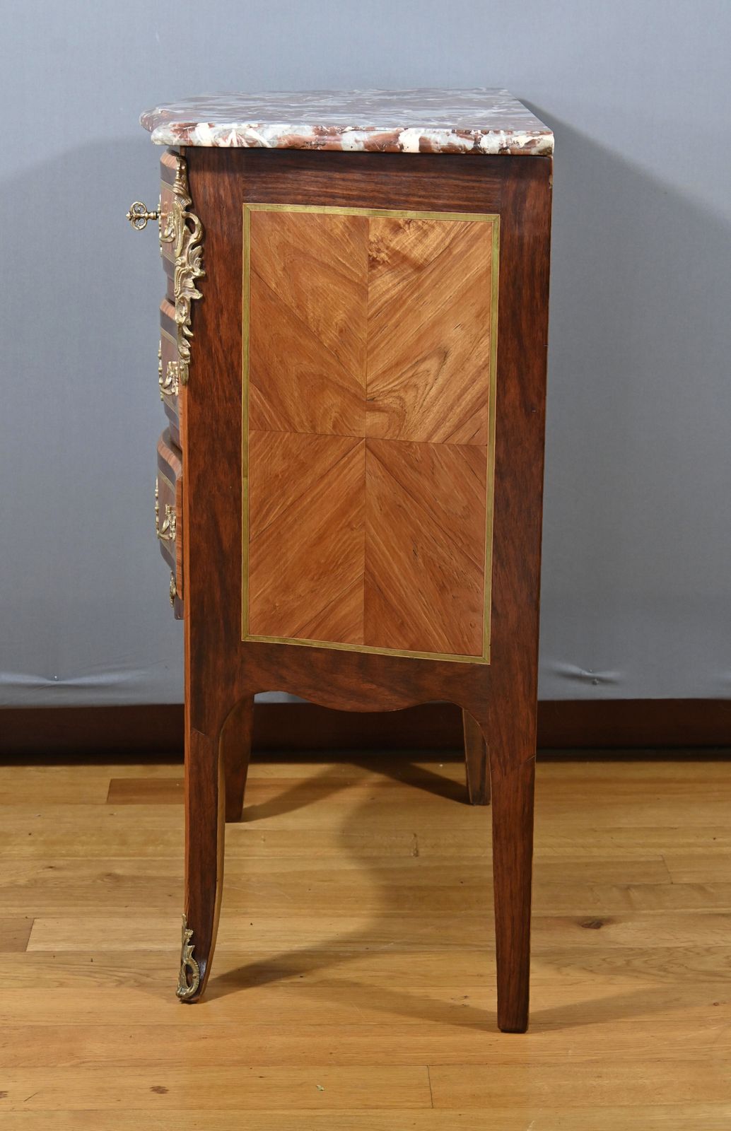 photo vintage Small Marquetry Dresser, Louis XV Louis XVI Transition Style Early 20th