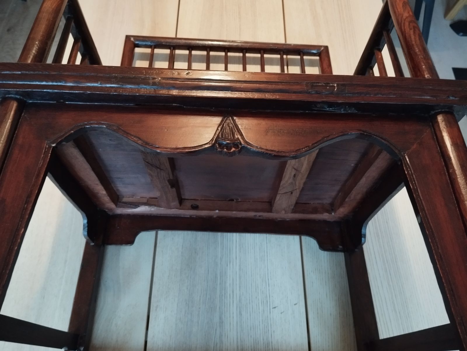 Early 20th Century Hongmu Comb Back Armchairs photo vinterior
