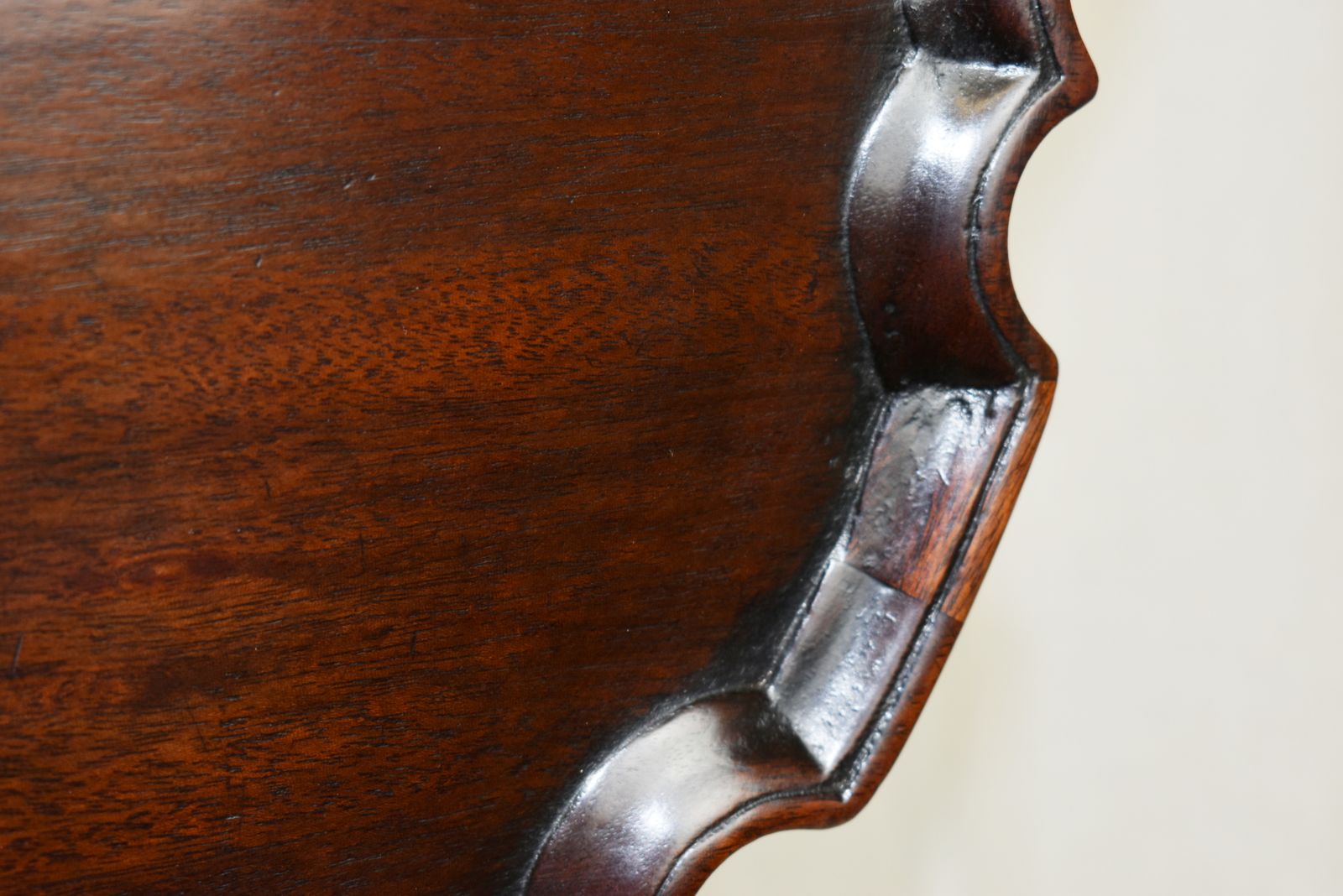 Pie Crust Tripod Table, 1800s, Mahogany photo vintage