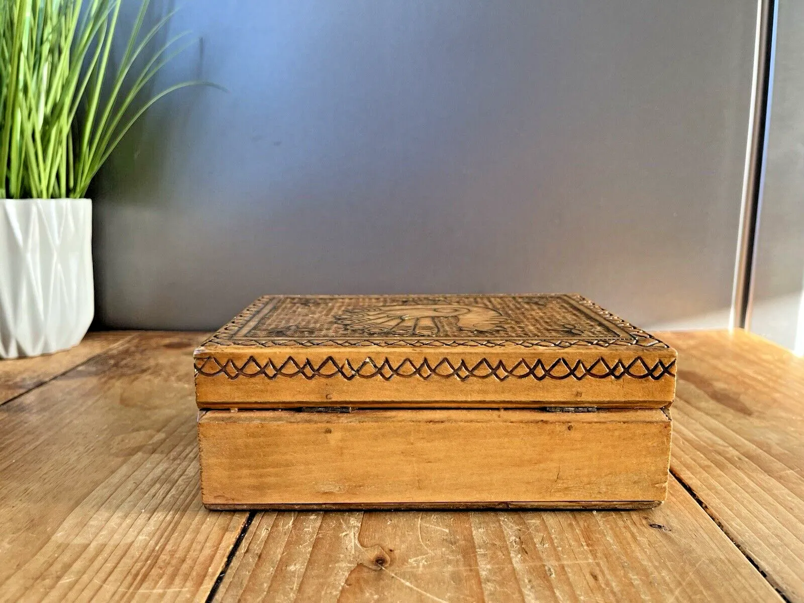 Antique Hand Carved Wooden Chicken Rooster Hen Brass Inlaid Folk Art Box Scandi photo buy