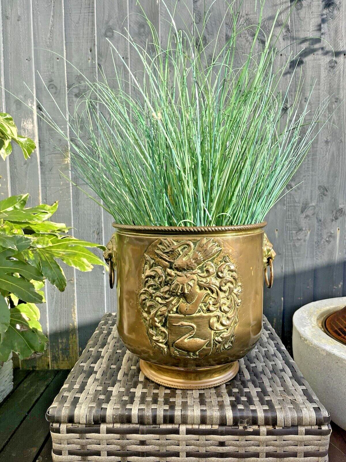 Large Antique Brass Swan Knight Armorial Planter Jardiniere Champagne Ice Bucket photo 275.0