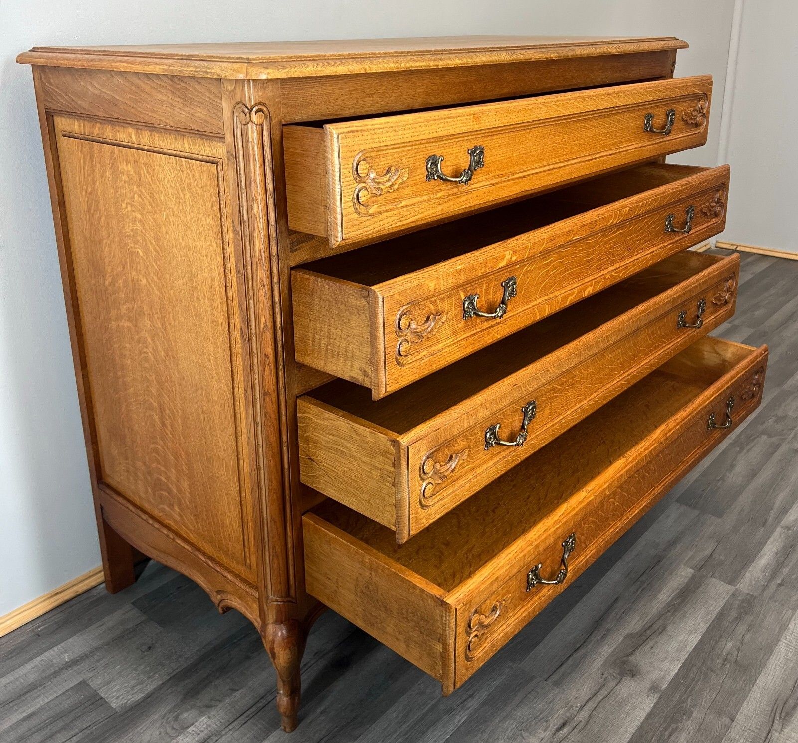 photo buy Vintage French Louis XIV Chest Of Drawers / Sideboard / Cabinet( Lot 3555)