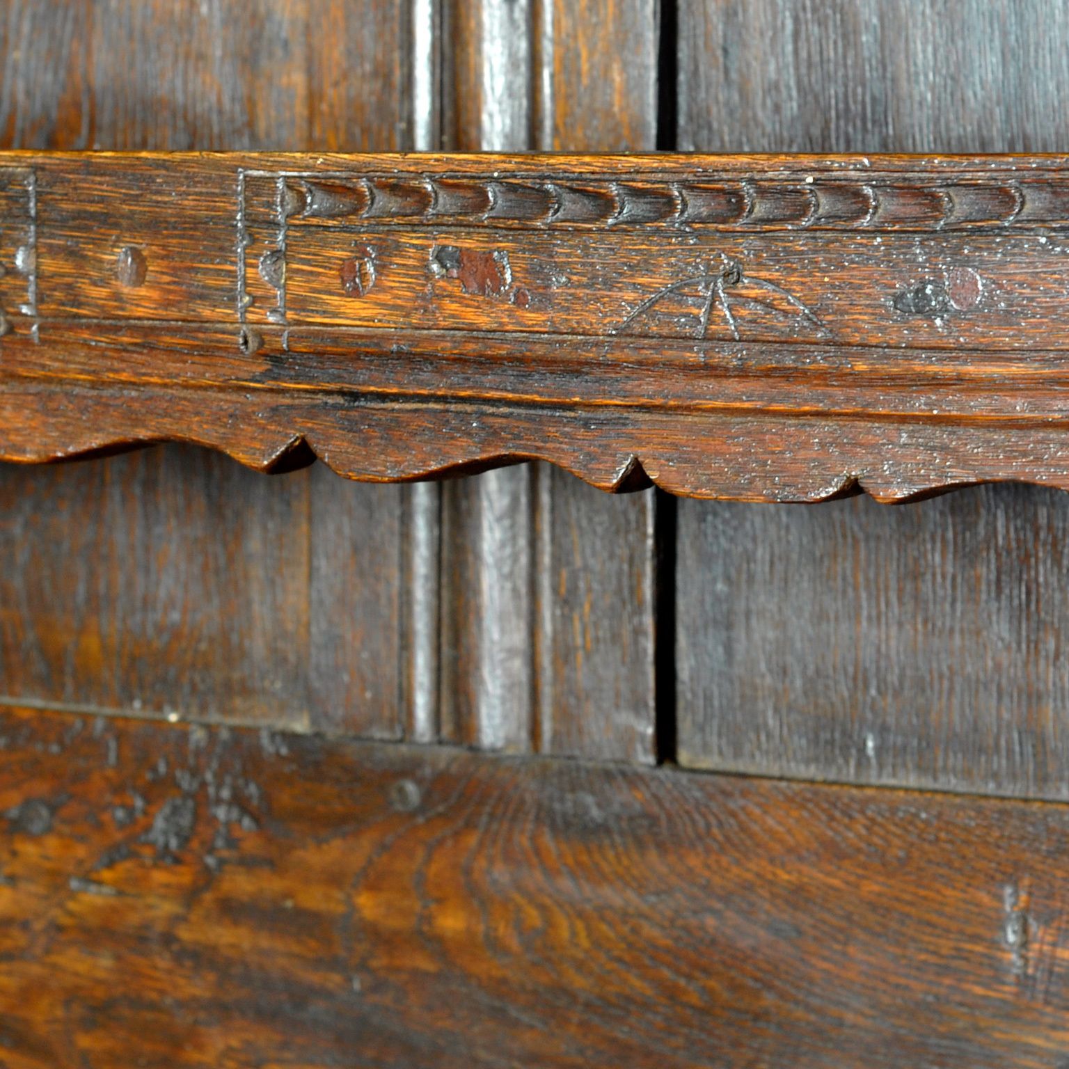 photo vinterior Antique Dutch Dresser, 1820s