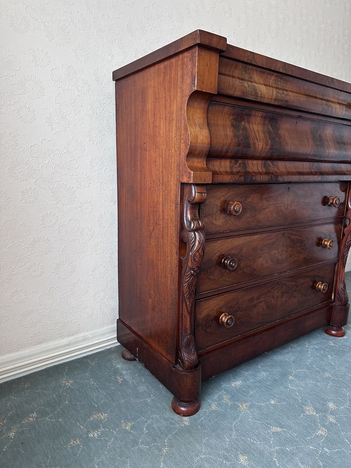Mahogany Scottish Chest Of Drawers With Flame Veneers photo buy