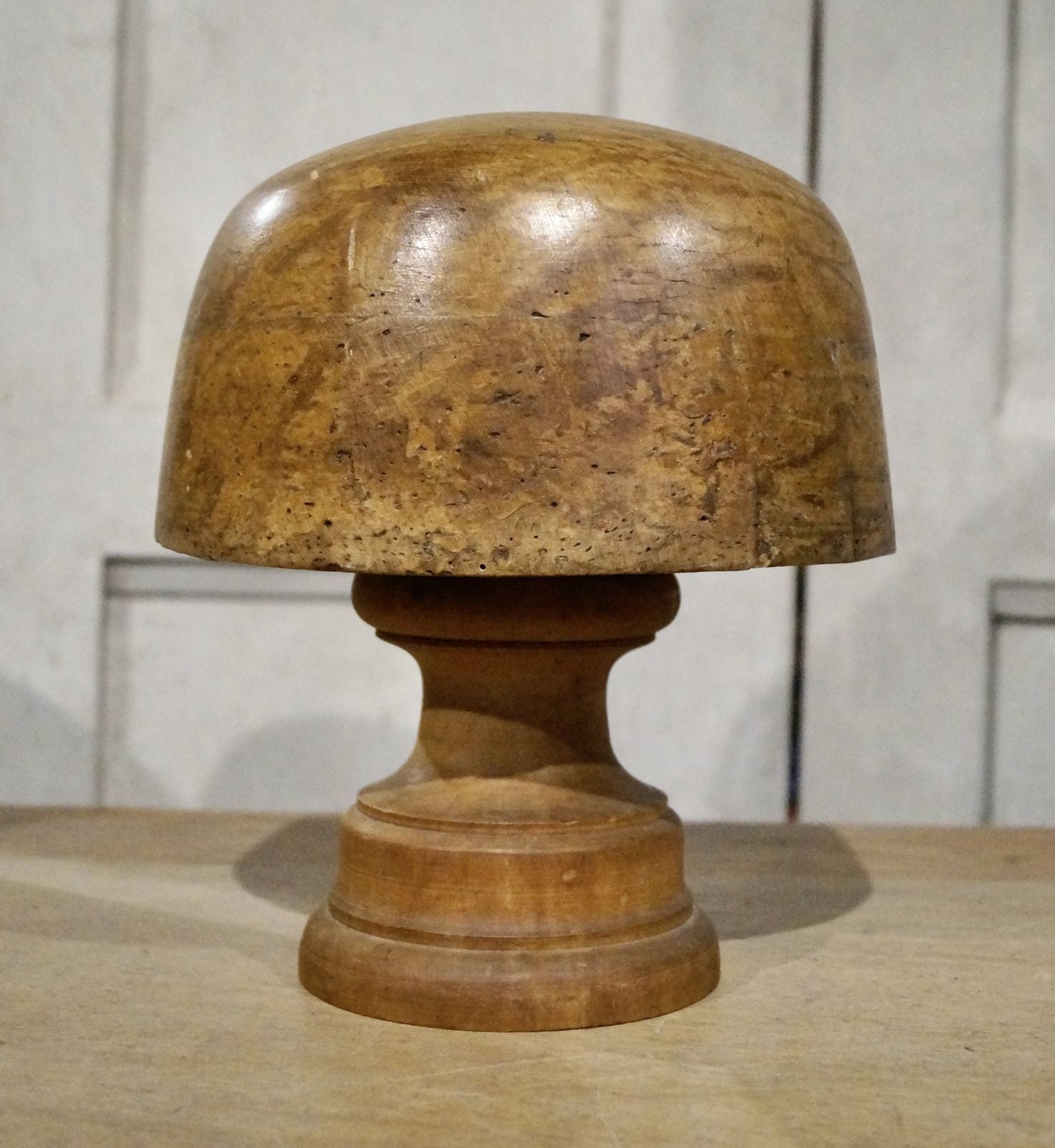 Antique Riva Marchesi Paris Milliners Hat Block On Stand photo for sale