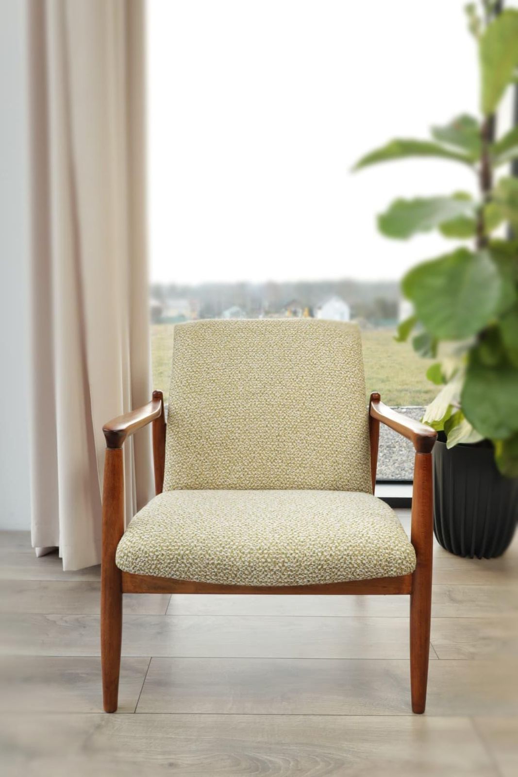 Pattern Green Vintage Armchair By Edmund Homa Gfm 64, 1960s, Poland Refurbished Mcm Design photo for sale