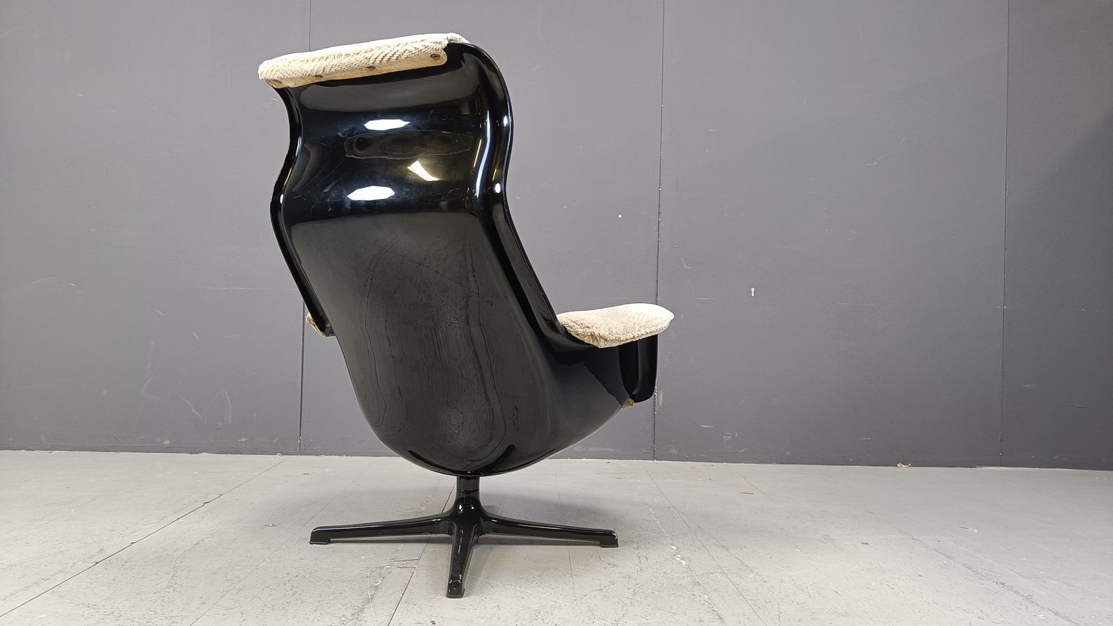 Mid Century Space Age Galaxy Armchair By Alf Svensson For Dux, 1968 photo for sale