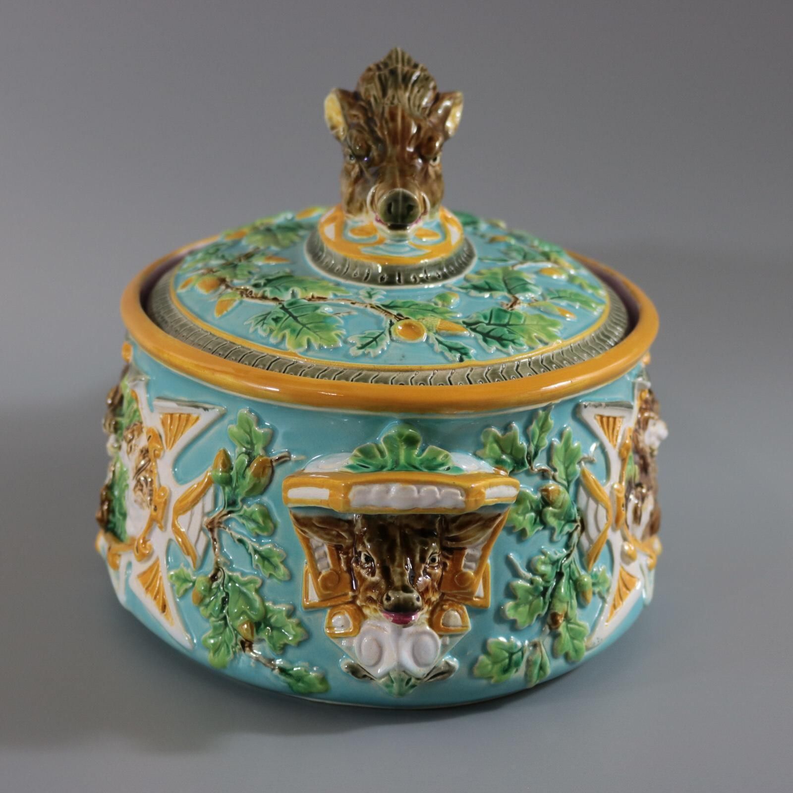 George Jones Majolica Wild Boar Game Pie Dish photo for sale