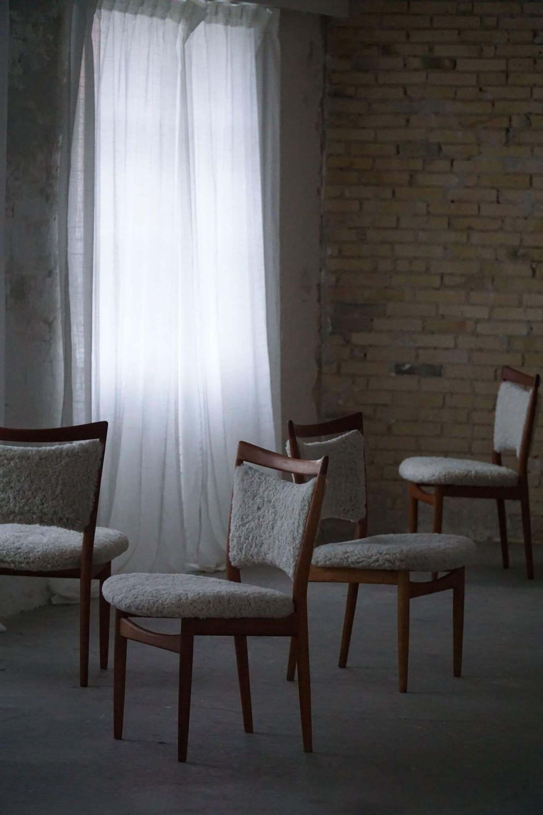 Danish Modern, Set Of 6 Chairs In Oak & Lambswool, Model Sw86 By Finn Juhl, 1953 photo furniture