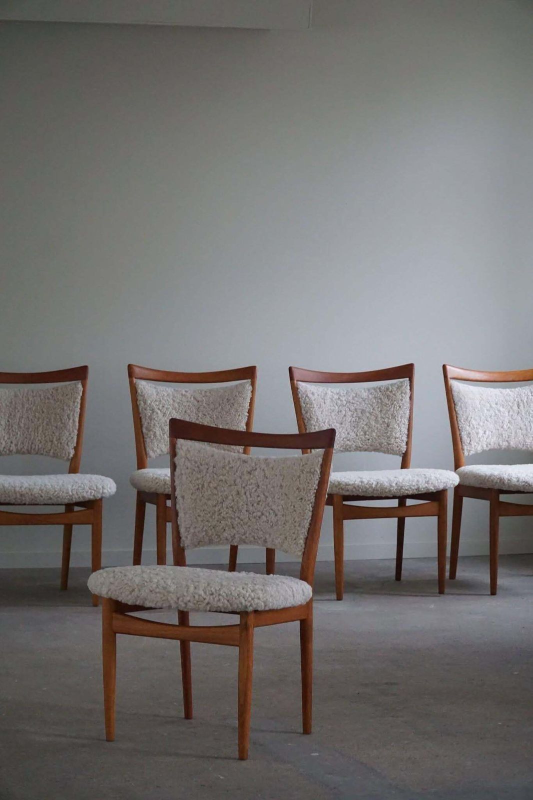 photo buy Danish Modern, Set Of 6 Chairs In Oak & Lambswool, Model Sw86 By Finn Juhl, 1953