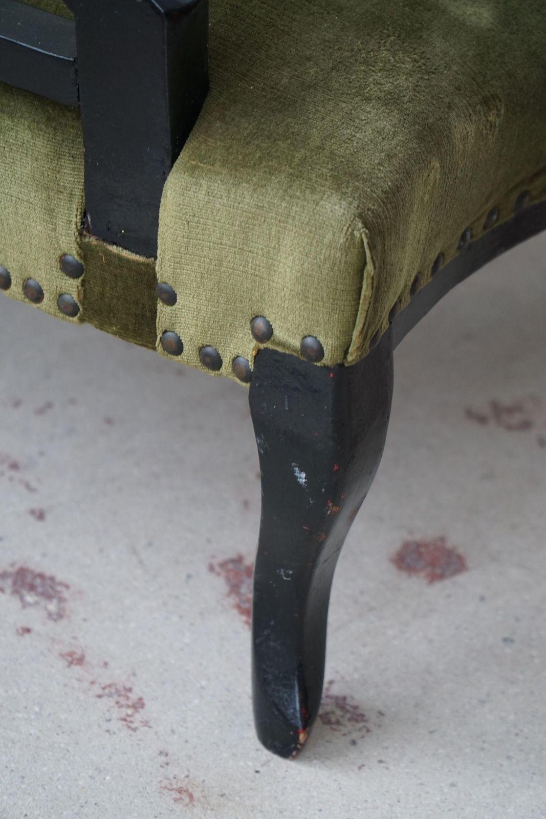 Decorative English Victorian Chair, Velvet & Wood, Late 19th Century photo vintage