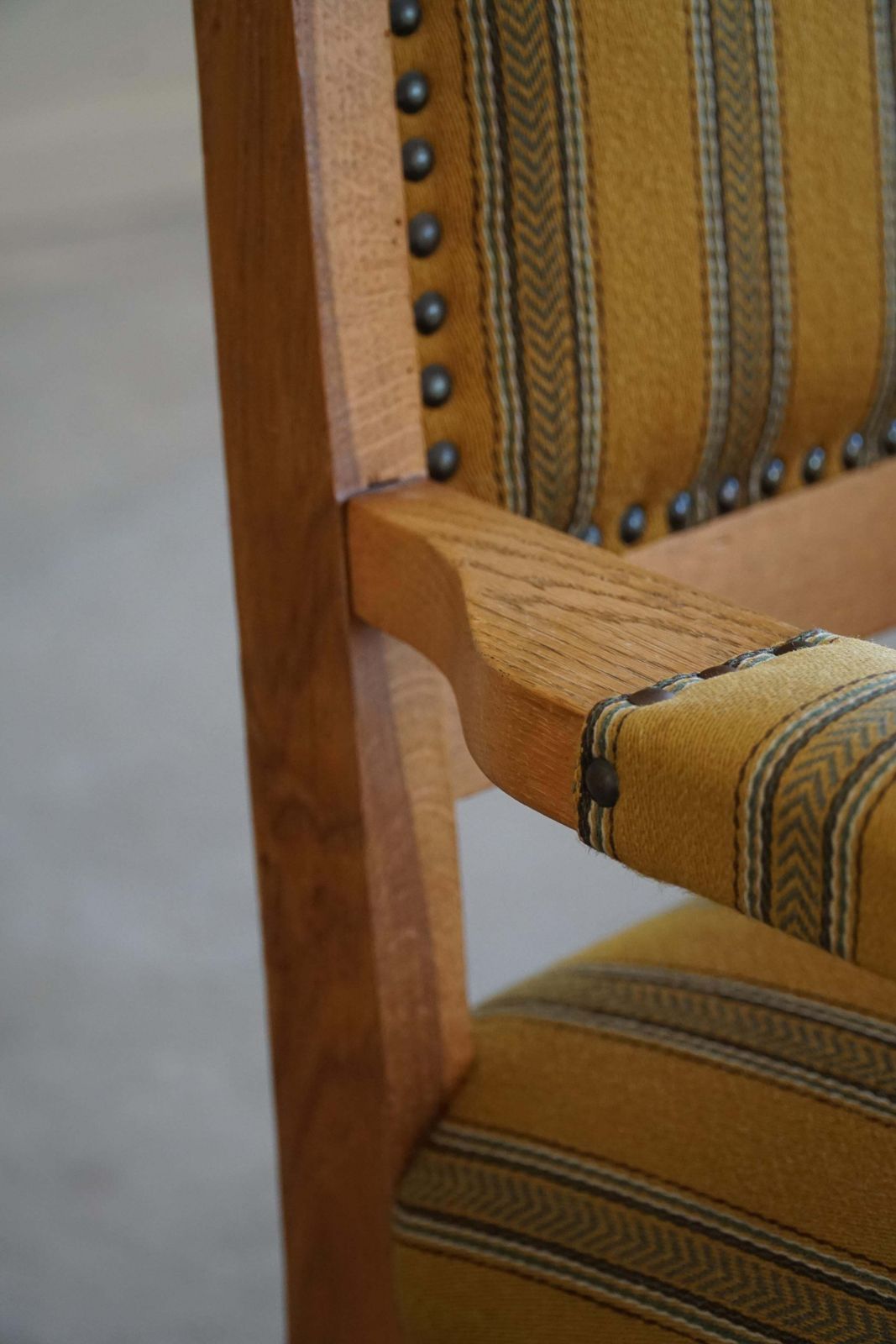 photo vintage Pair Of Art Deco Armchairs In Oak & Fabric, Danish Cabinetmaker, 1940s