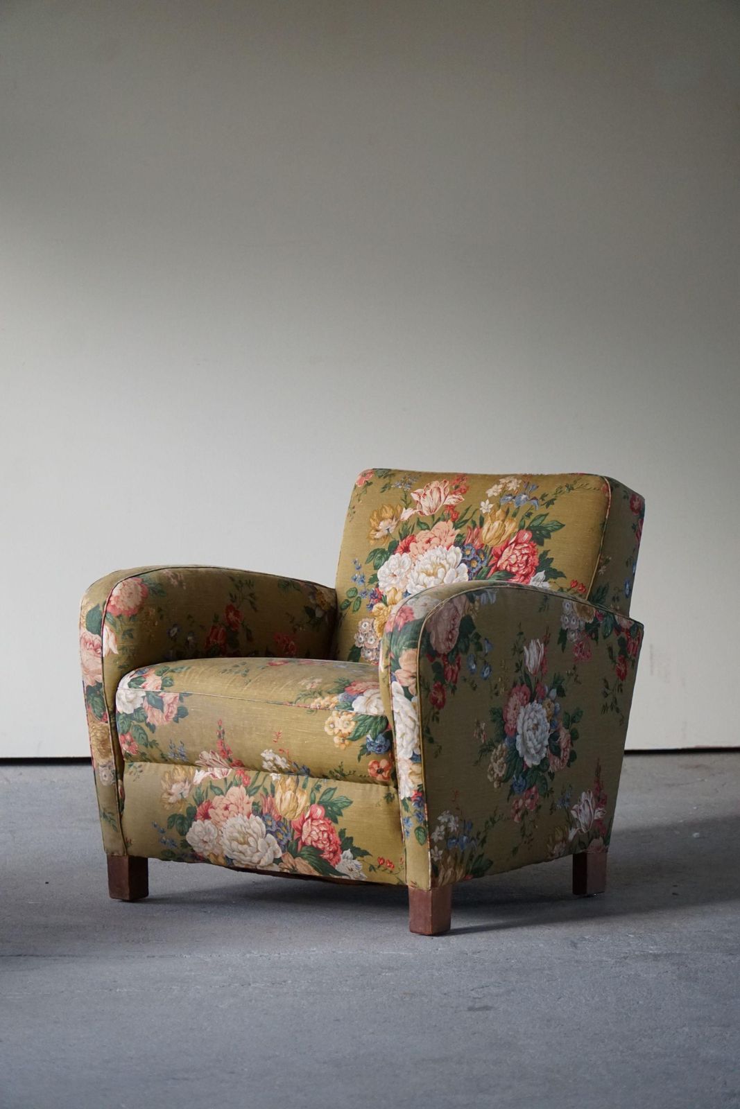 Danish Mordern Pair Of Curved Lounge Chairs, Original Fabric, Fritz Hansen, 1940 photo Furniture