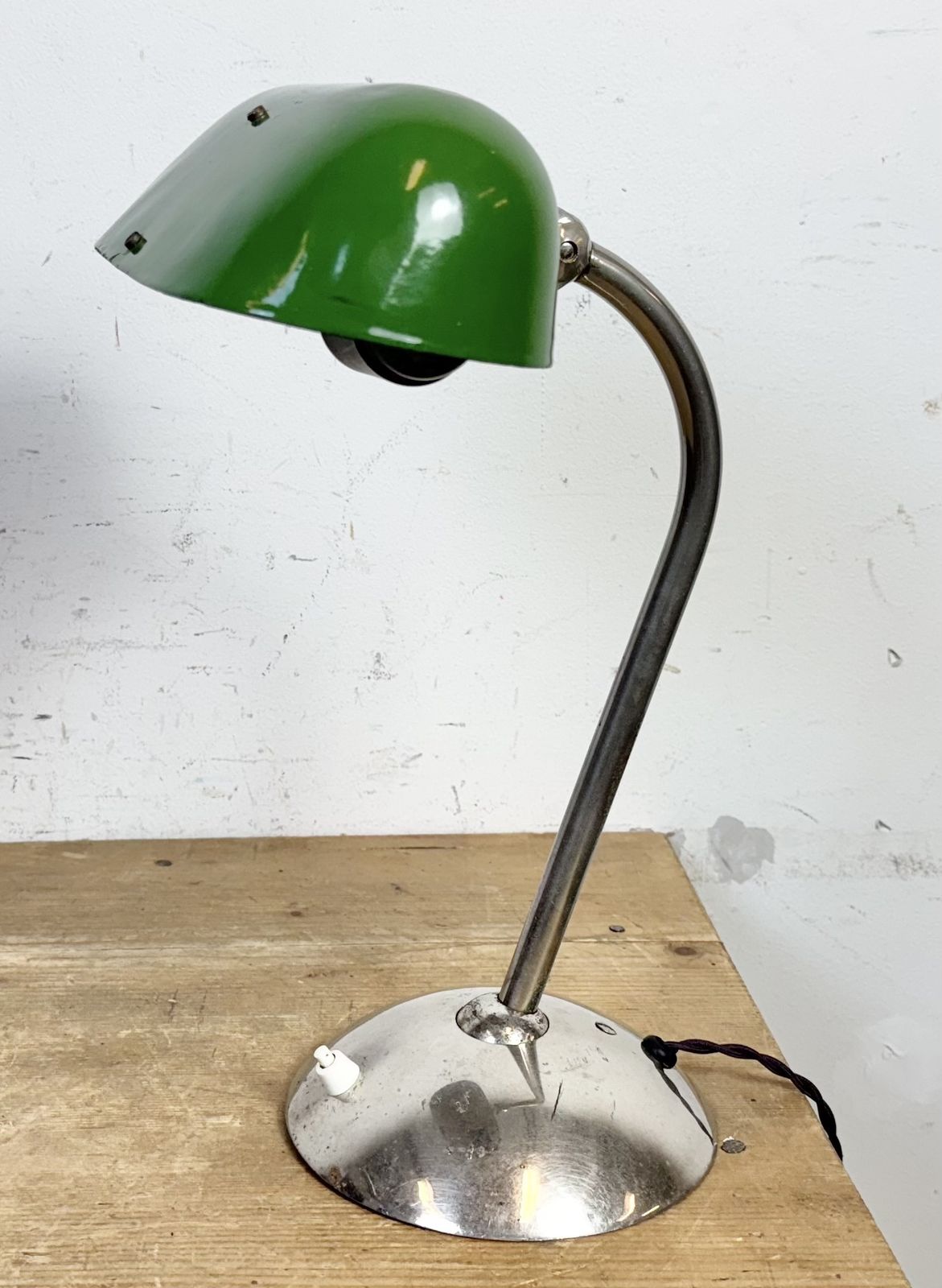 Vintage Green Enamel Bankers Table Lamp, 1950s photo buy