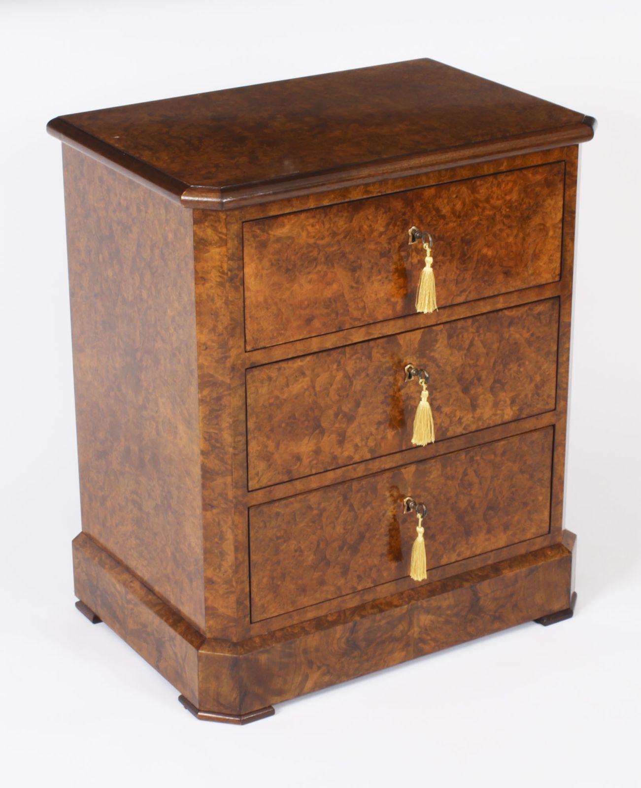 Bespoke Pair Of Burr Walnut Bedside Chests Cabinets  Made To Order photo vintage