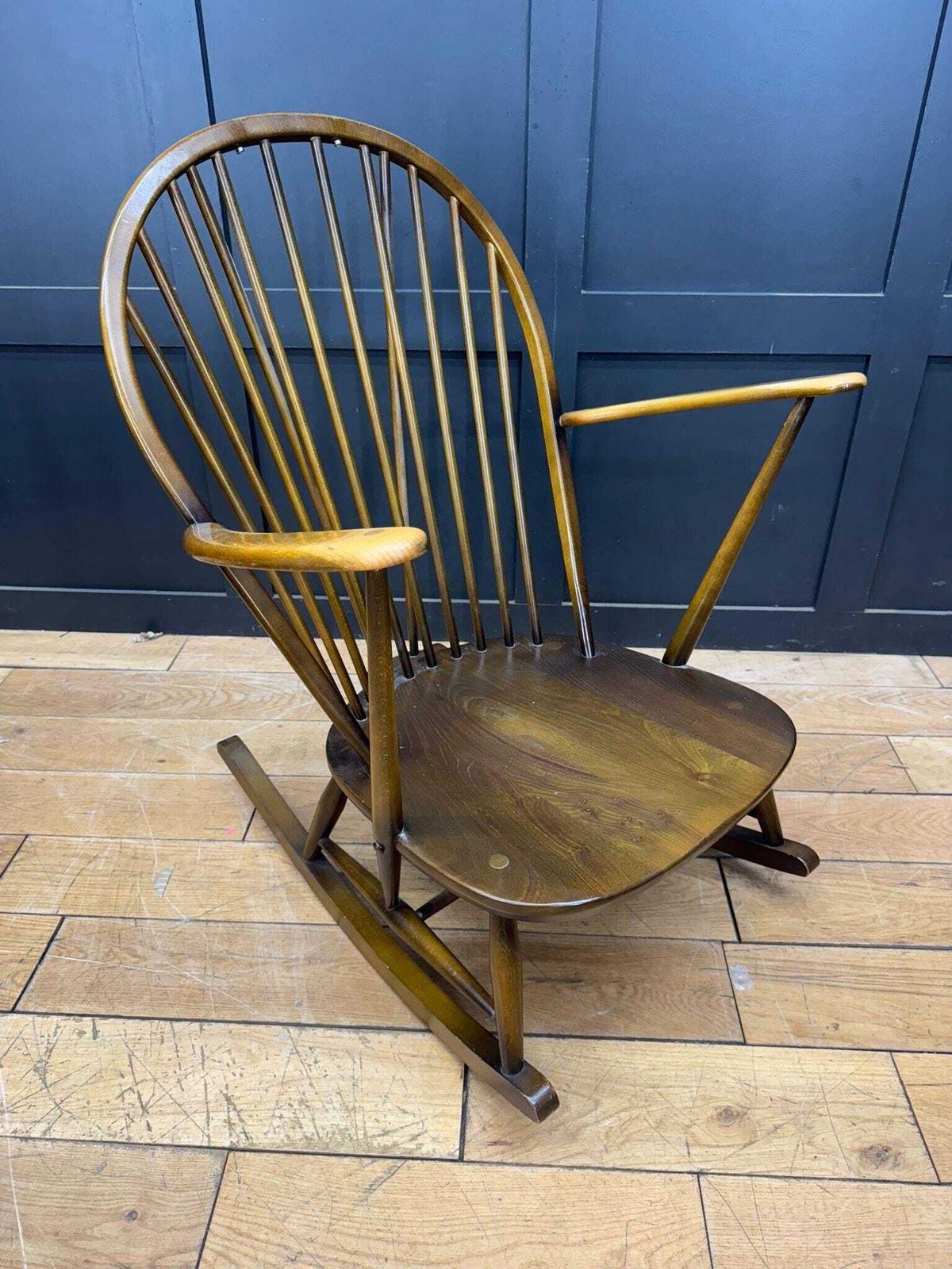 Ercol Grandfather Rocking Chair Model 315 With Original Cushions / Armchair B photo vinterior
