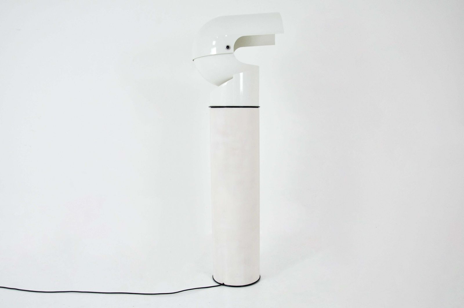 "Pileo Mezzo" Floor Lamp By Gae Aulenti For Artemide, 1970s photo 6789.0