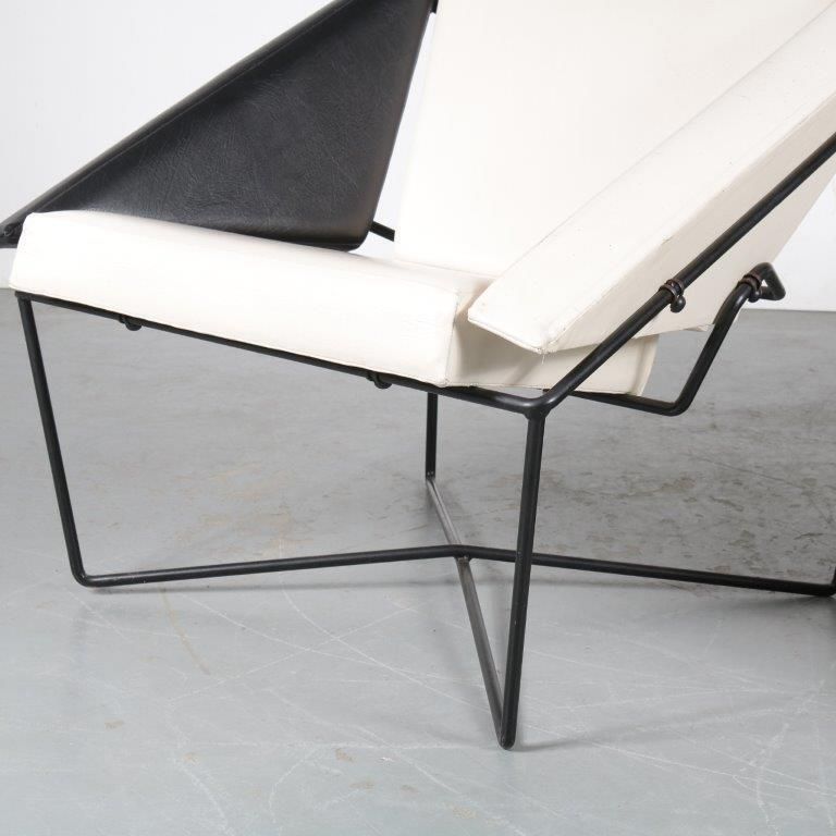 photo buy Rob Eckhardt Pair Of “Van Speyk” Chairs For Pastoe, Netherlands 1984