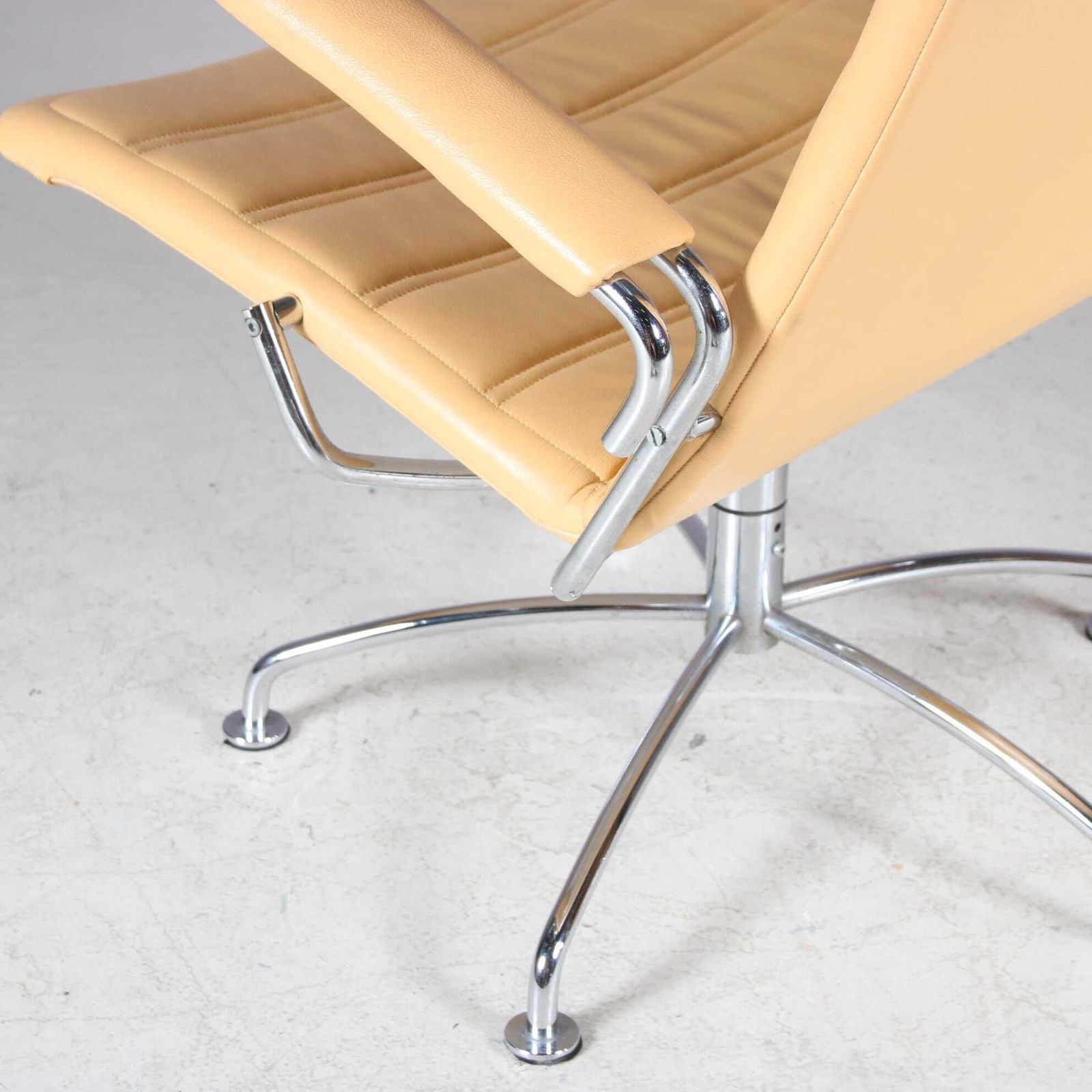 1980s “Sas” Chair By Jens Ammudsen For Fritz Hansen, Denmark photo furniture